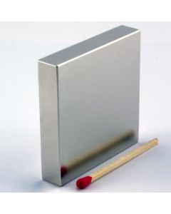 NdFeB N45 Quadermagnet 50 x 50 x 10 mm, vernickelt, längs magnetisiert