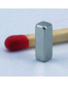 NdFeB N45 Quadermagnet 7,5 x 2,5 x 2,5 mm, vernickelt