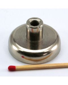 NdFeB Topfmagnet Ø32 mm mit M6-Innengewinde