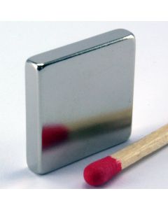 NdFeB N45 Quadermagnet 20 x 20 x 4 mm, vernickelt