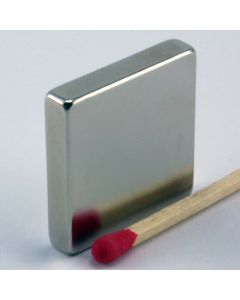 NdFeB N45 Quadermagnet 25 x 25 x 5 mm, vernickelt