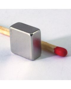 NdFeB N42 Quadermagnet 10 x 10 x 5 mm, vernickelt, längs magnetisiert