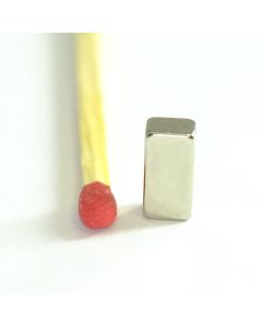 NdFeB 33SH Quadermagnet 8 x 4 x 3 mm, vernickelt