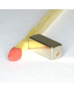 NdFeB N52 Quadermagnet 10 x 4 x 4 mm, vernickelt, längs magnetisiert